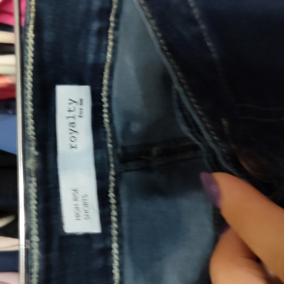 NWT Royalty For Me Plus Size Cuffed Denim Short  24W - Picture 4 of 6